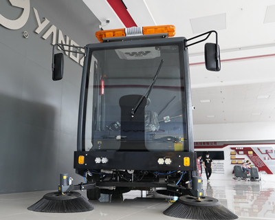 必一运动B-Sports官方网站电动扫地车